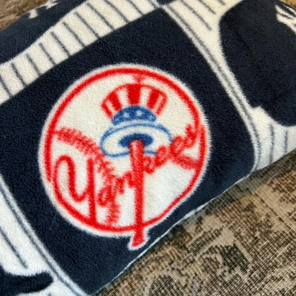 handmade New York Yankees throw pillow made from MLB-licensed fleece